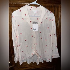 NWT || pink blouse w strawberries 💞🍓